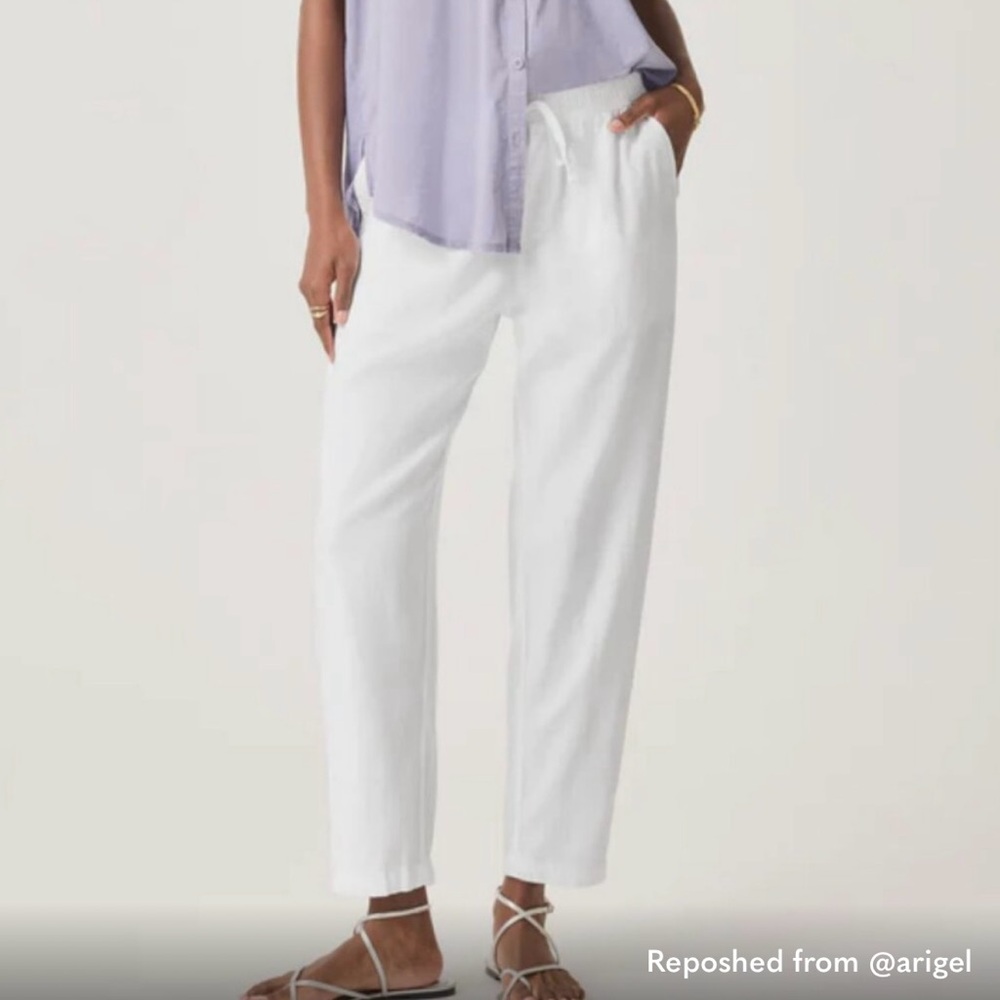 Splendid White Straight Leg Pants